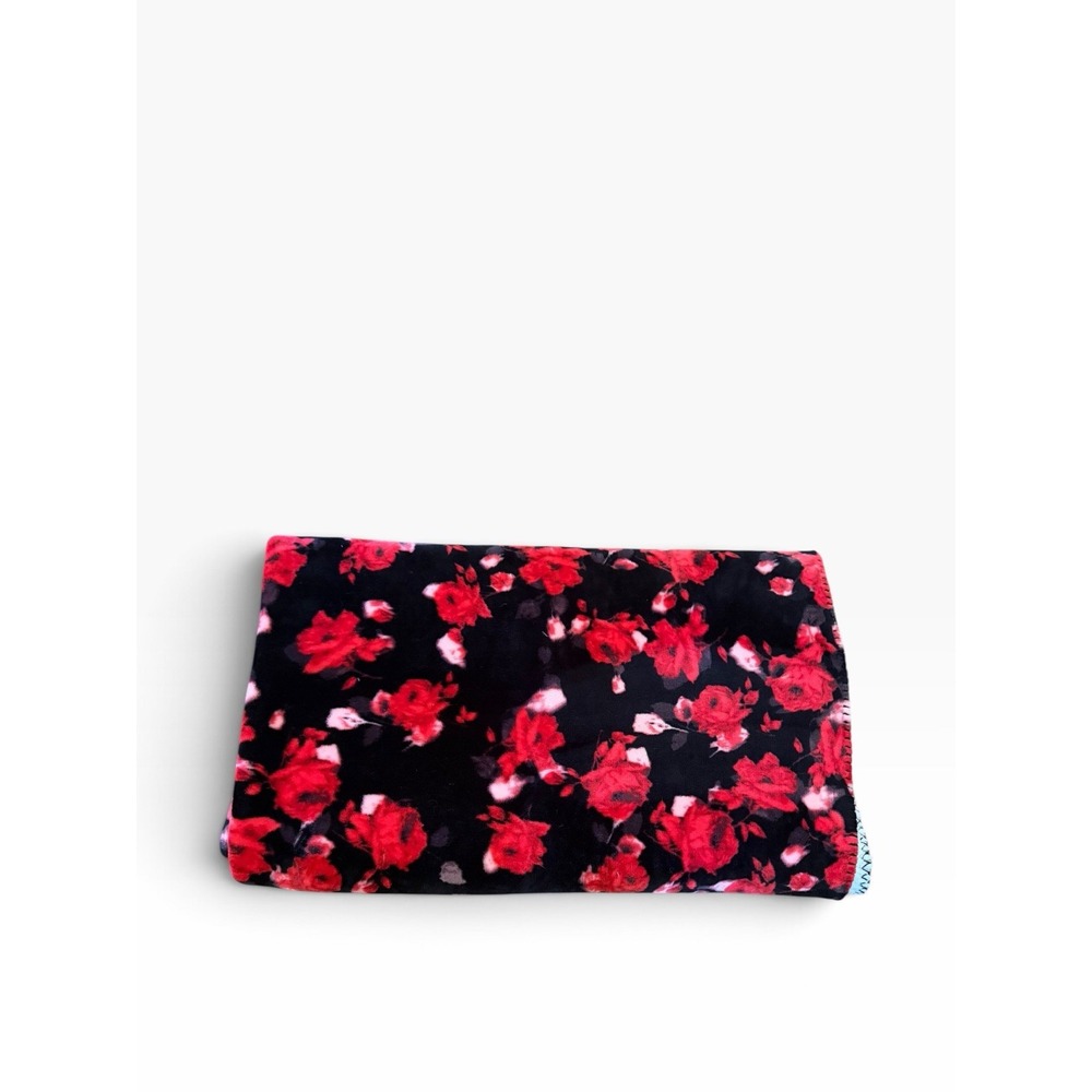 Victoria's Secret Red  Rose  Blanket Soft Logo Plush Cozy Throw Cover 50x60